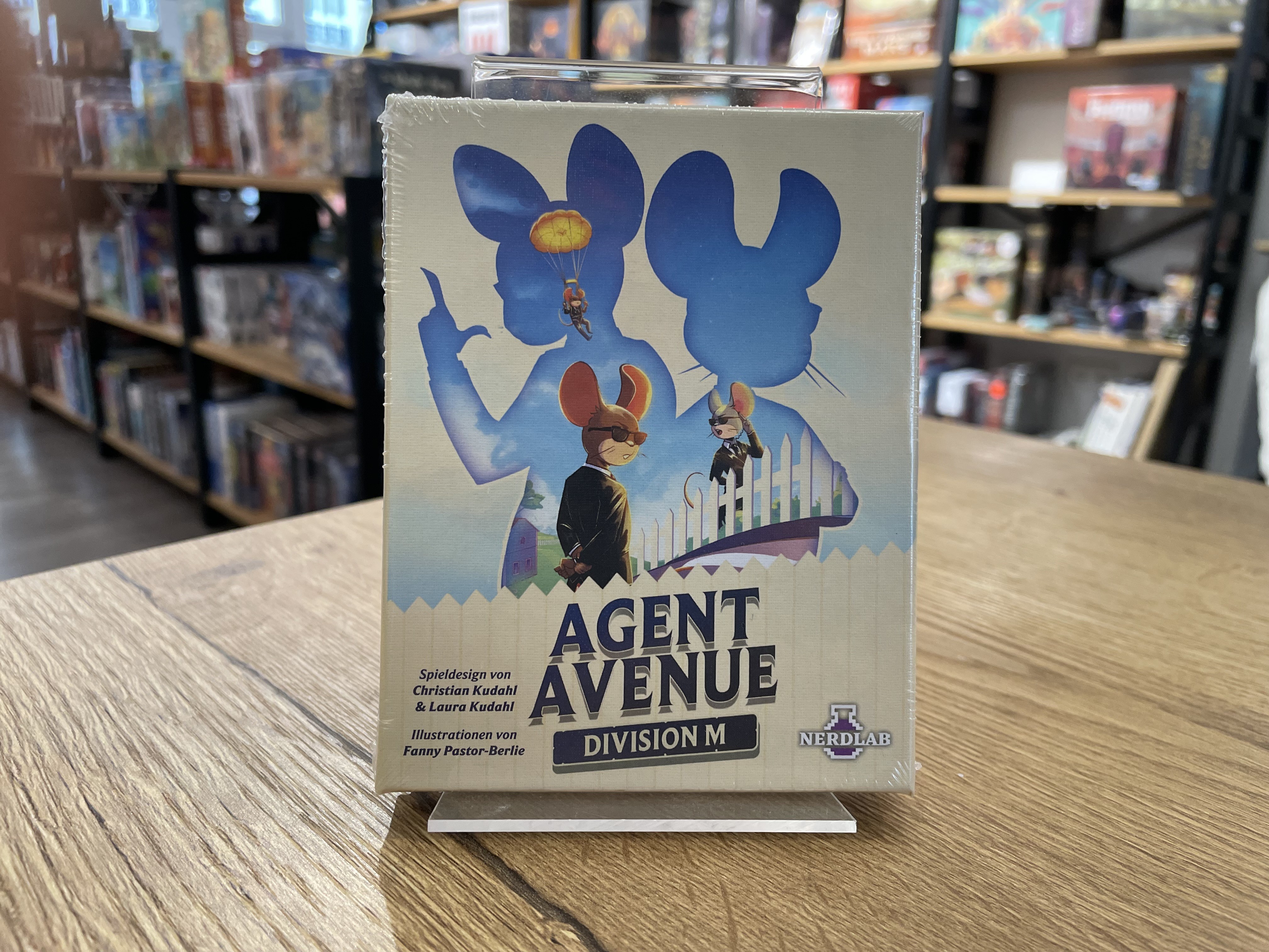 Agent Avenue Division M (Erweiterung)