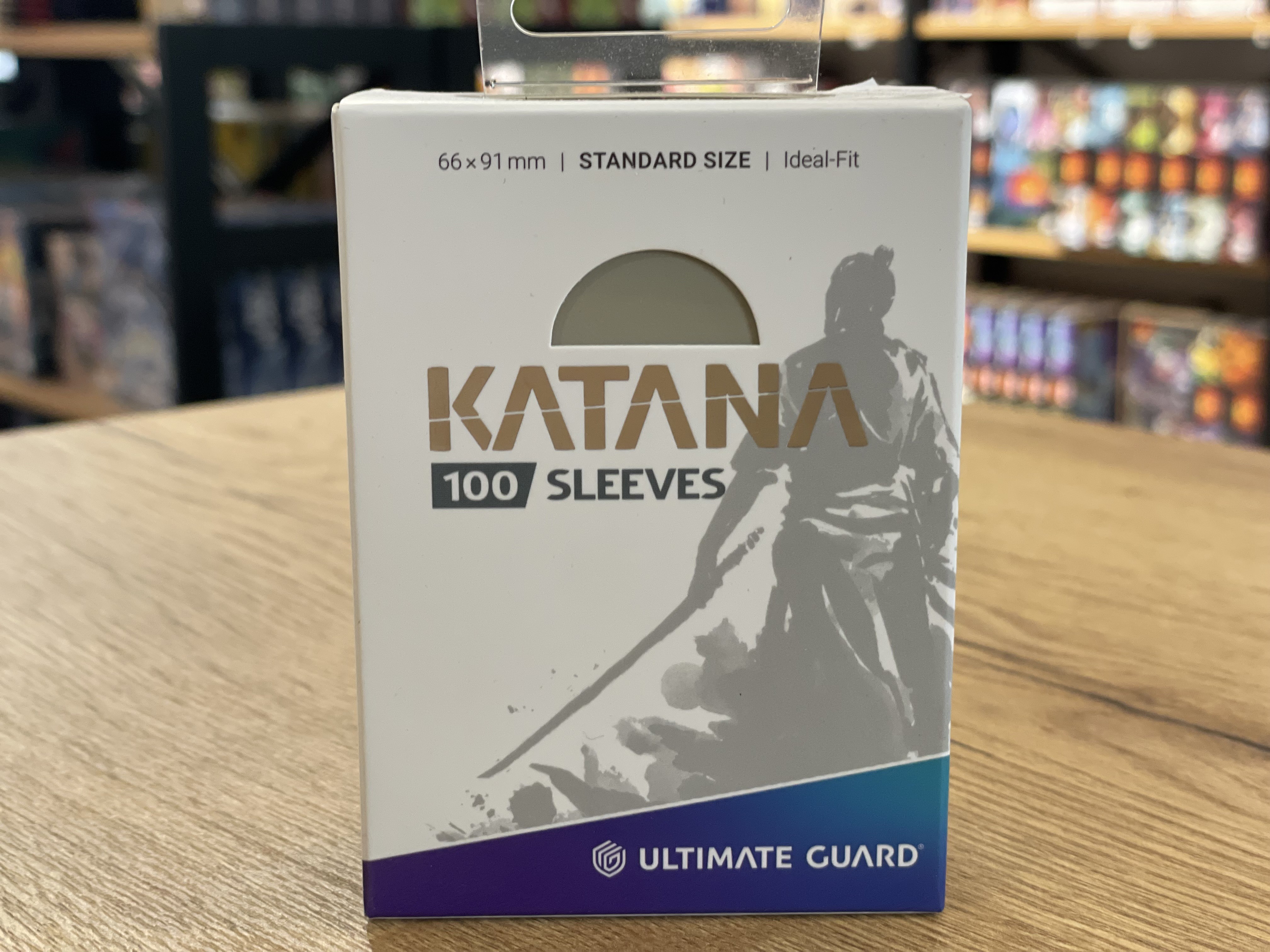 UG Katana 100 Sleeves Standard Size - Autumn moon